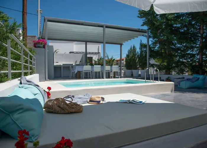 Villa Kallisti Nea Iraklitsa